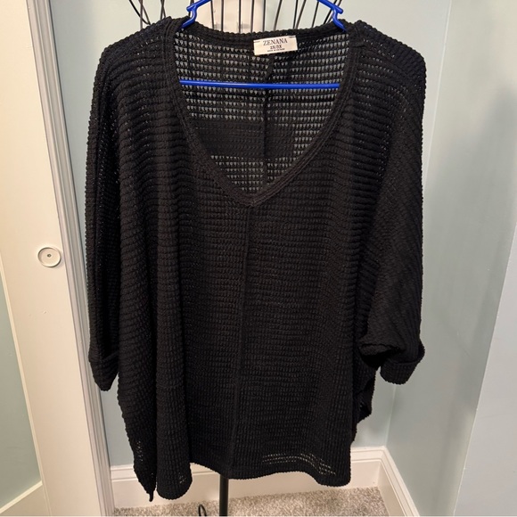 Zenana Outfitters Sweaters - EUC Zenana Black 2X/3X v neck oversized dolman 3/4 sleeve sweater women’s